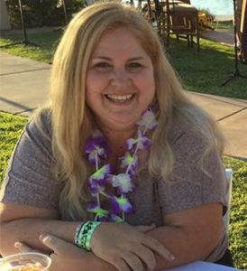 casa-luau-lynne-johnston-437x478