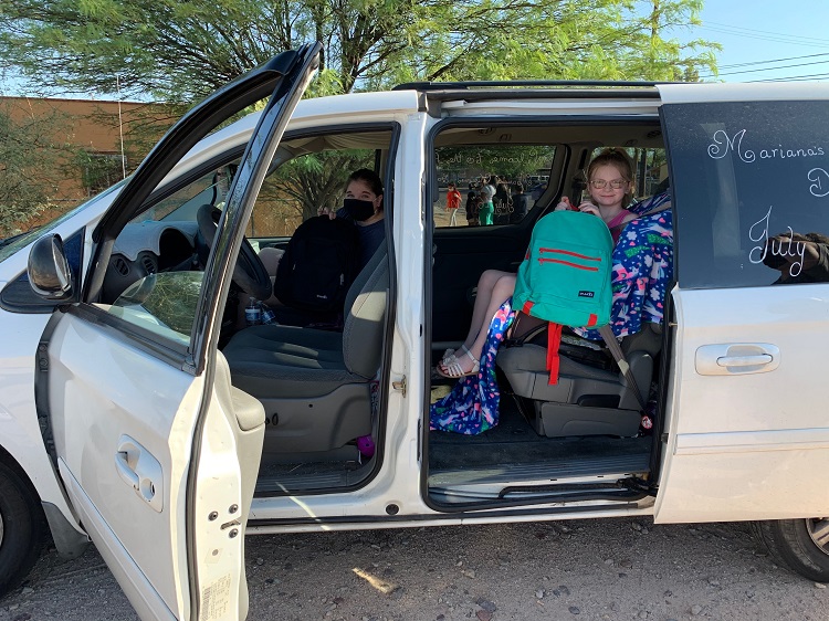 2020 Tucson Backpack Giveaways Lerner and Rowe Gives Back