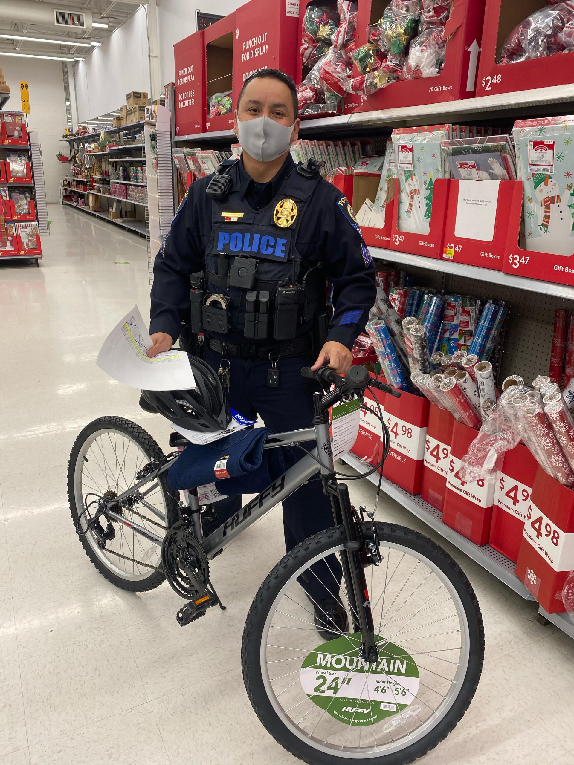 Shop With A Cop Las Vegas Lerner and Rowe Gives Back