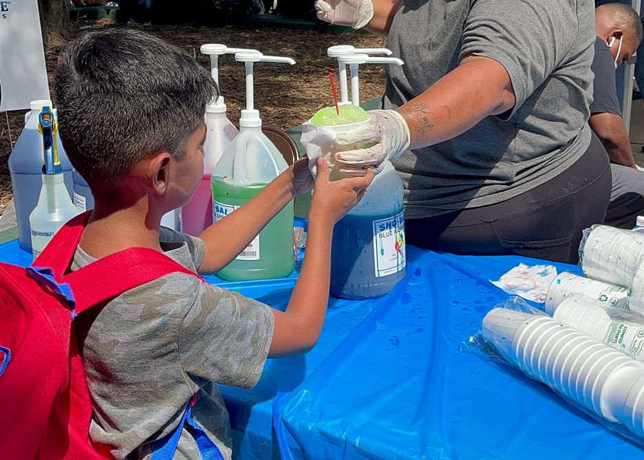 Snow Cones at Chicago Back to School Giveaway 